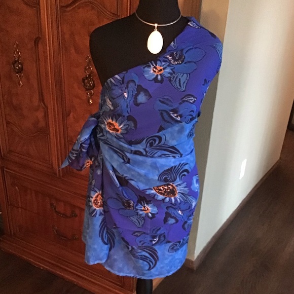 Swim Sarong Wrap 👙 - Picture 2 of 6